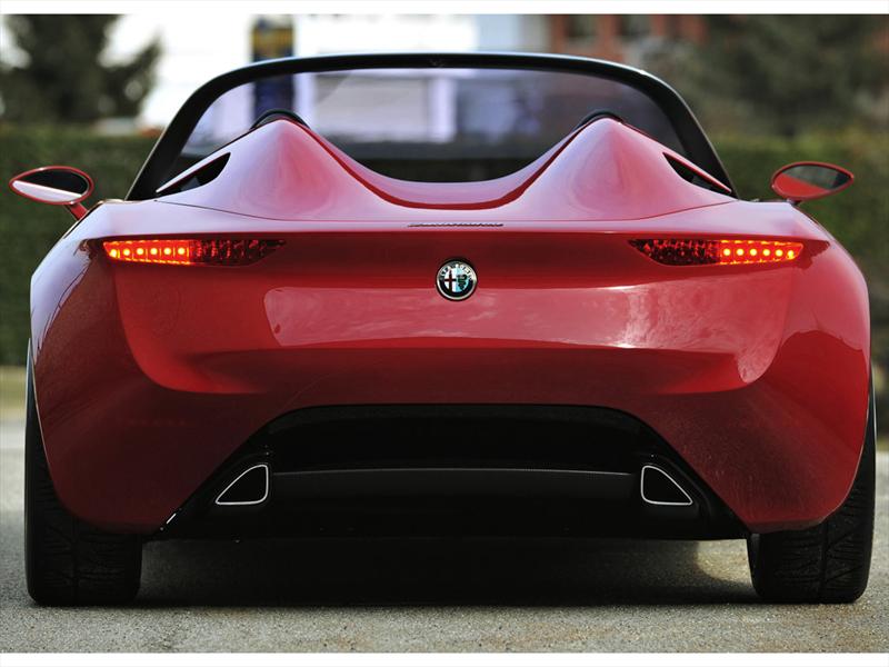 Alfa Romeo 2uettottanta By Pininfarina