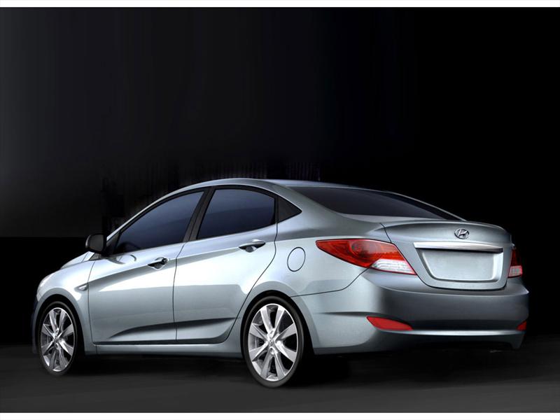 Hyundai Accent - Verna 2011