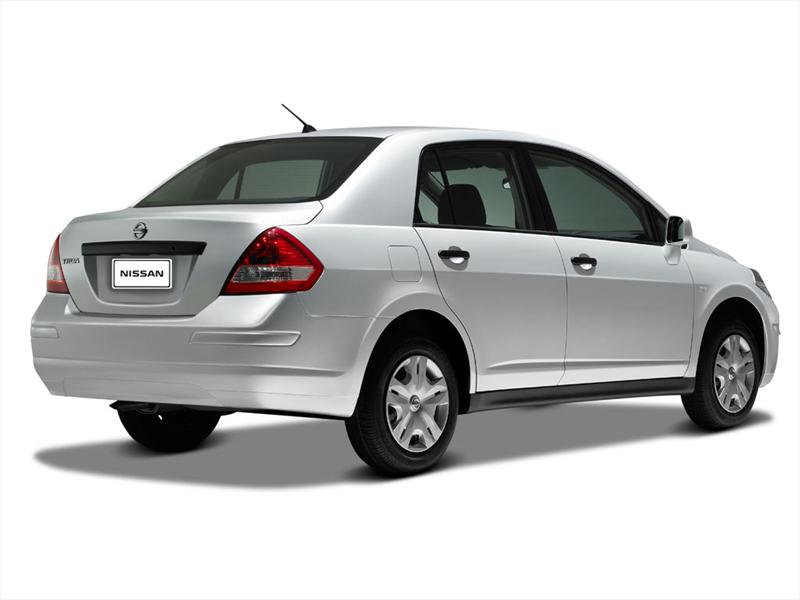 Nuevo Nissan Tiida Sedán