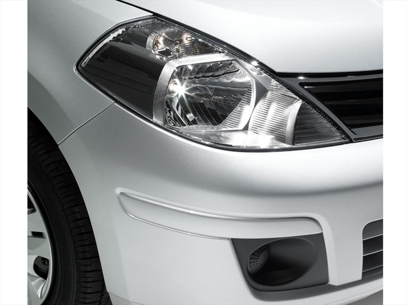 Nuevo Nissan Tiida Sedán