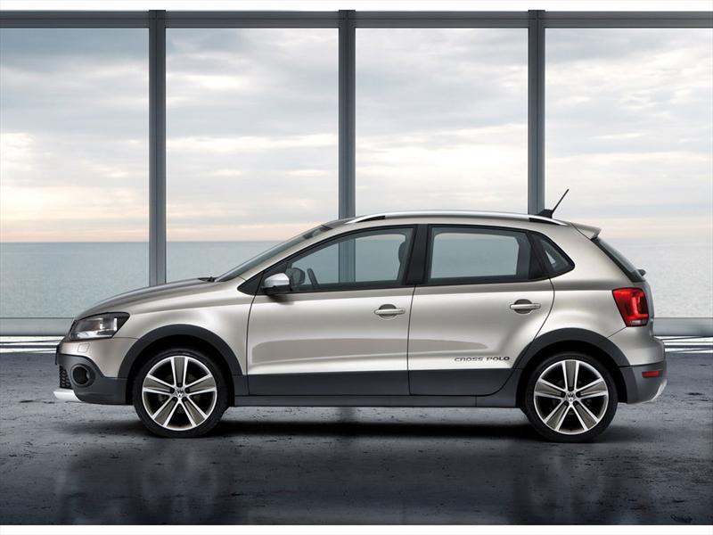 Volkswagen CrossPolo 2011