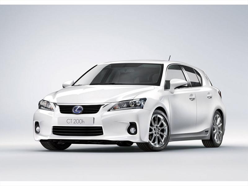 Lexus CT 200h 2011