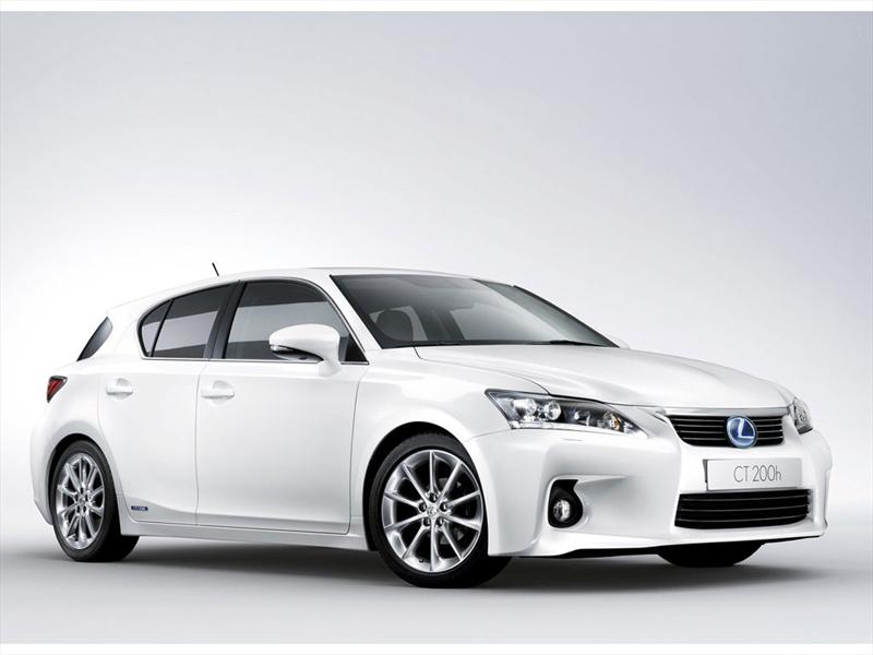 Lexus CT 200h 2011
