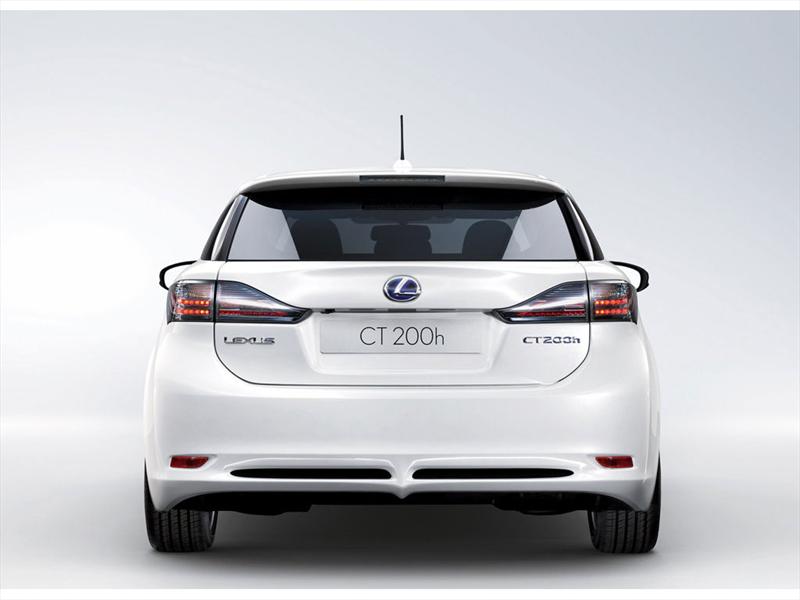 Lexus CT 200h 2011