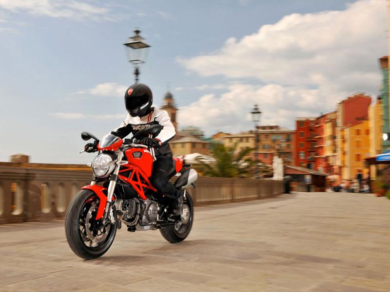 Ducati Monster 796