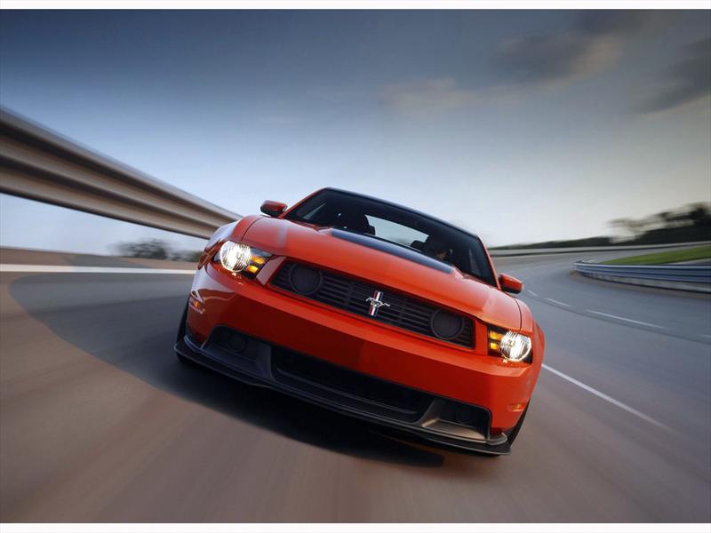 Ford Mustang Boss 302 y 302 Laguna