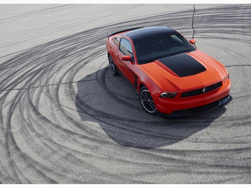 Ford Mustang Boss 302 y 302 Laguna