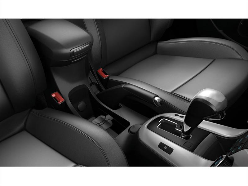 Lanzamiento Cruze 2010