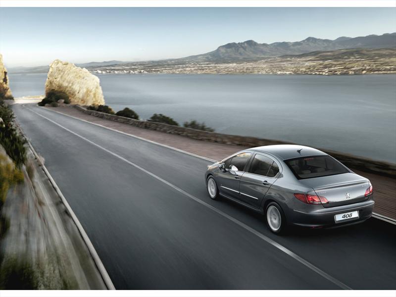 Peugeot 408