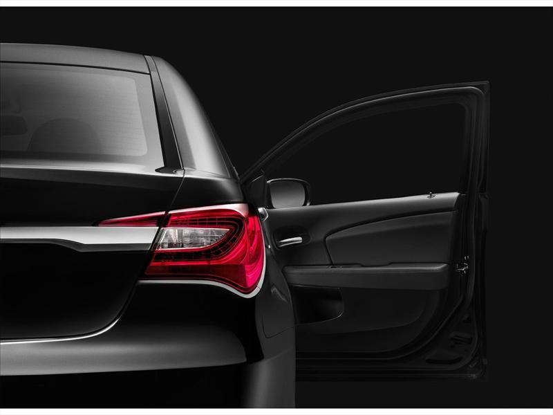 Chrysler 200 2011
