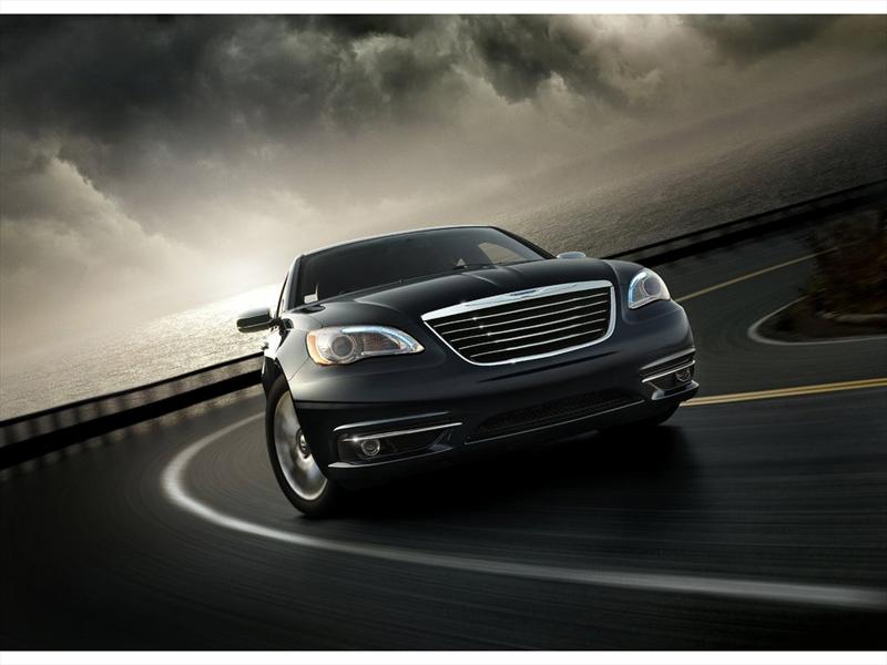 Chrysler 200 2011