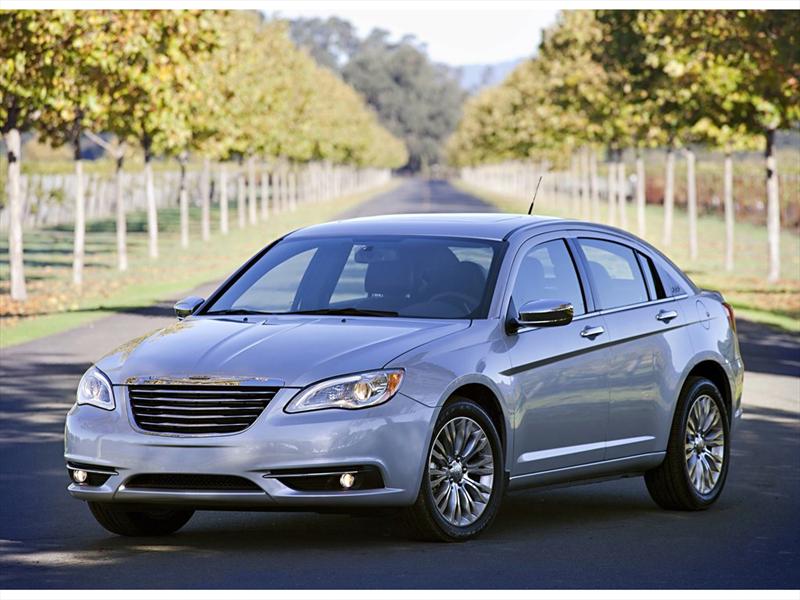 Chrysler 200 2011