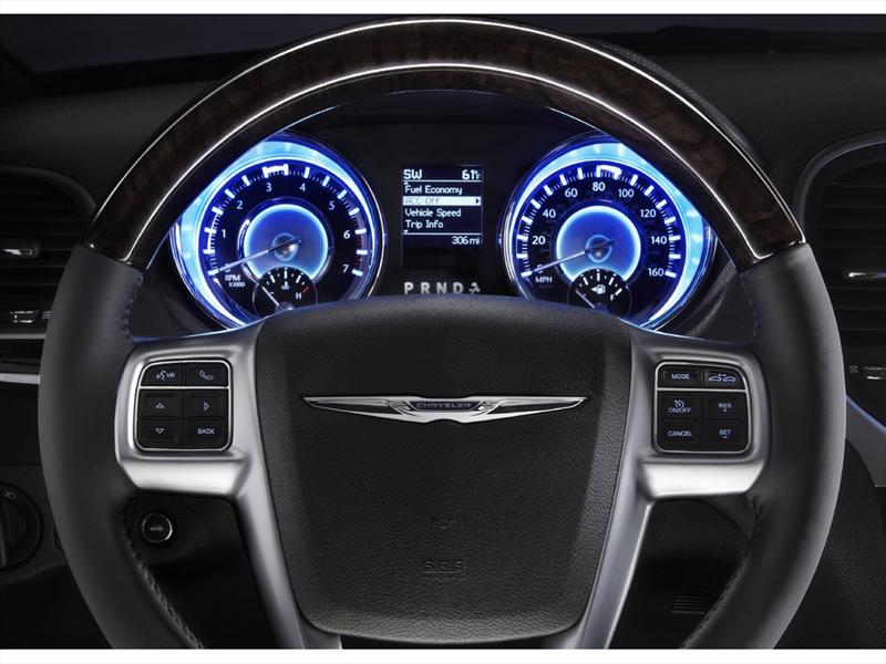 Chrysler 300 2011