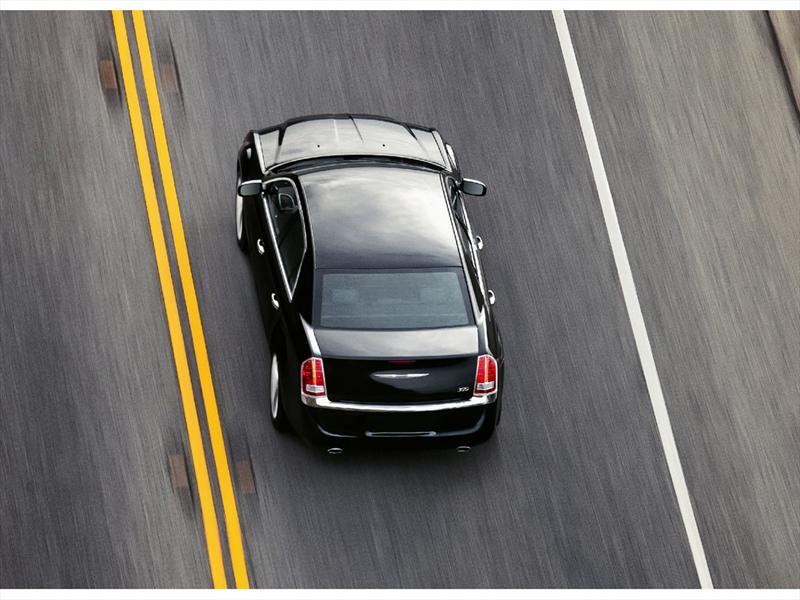 Chrysler 300 2011