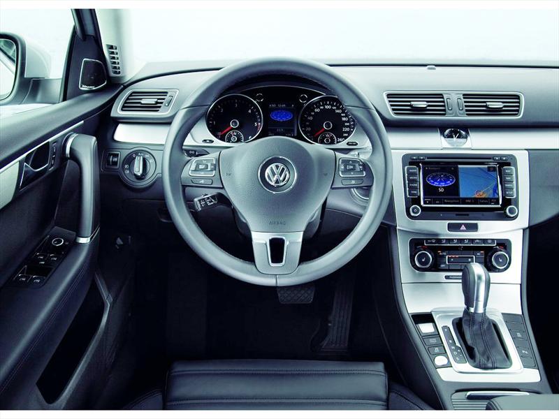Volkswagen Passat 2012