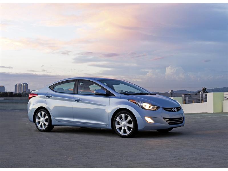 Hyundai Elantra 201