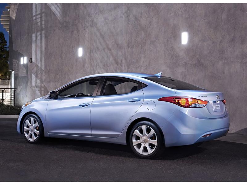 Hyundai Elantra 201