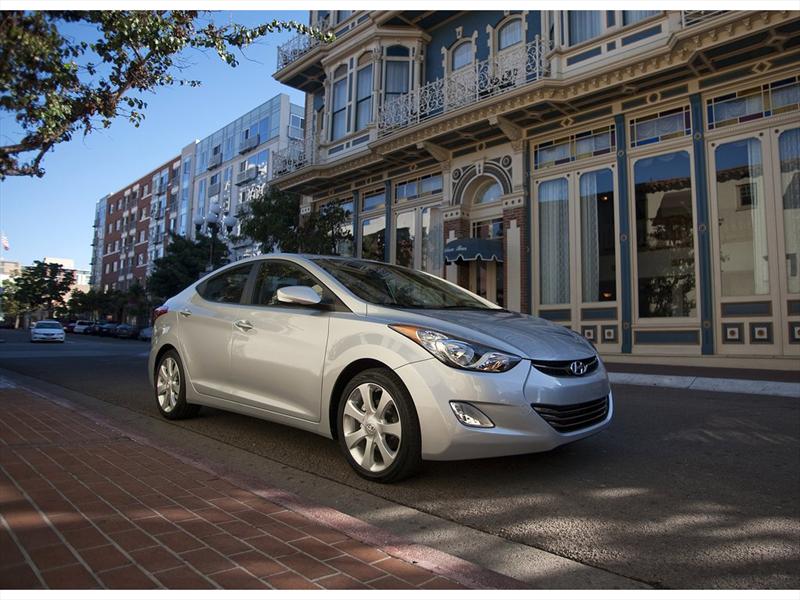 Hyundai Elantra 201