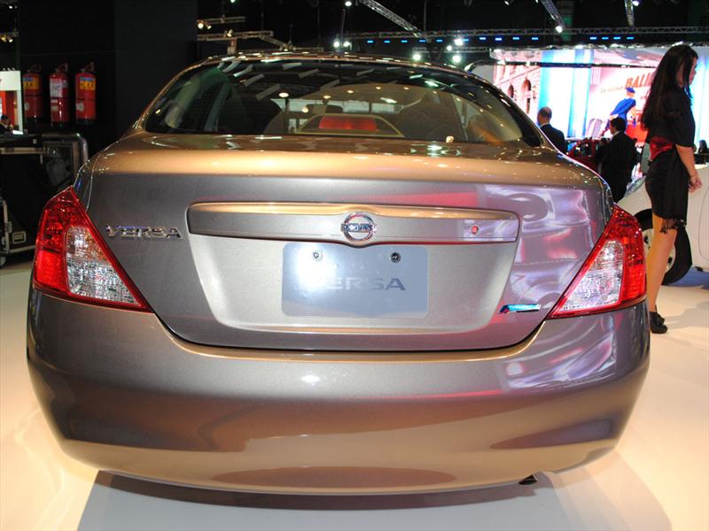 Nissan Versa en el Salón de Buenos Aires