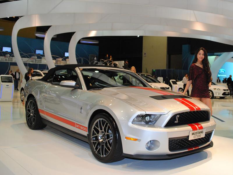 Muscle Cars en el Salpon de Buenos Aires