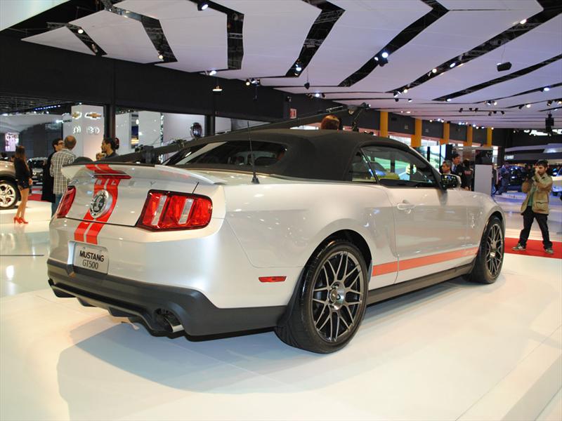 Muscle Cars en el Salpon de Buenos Aires