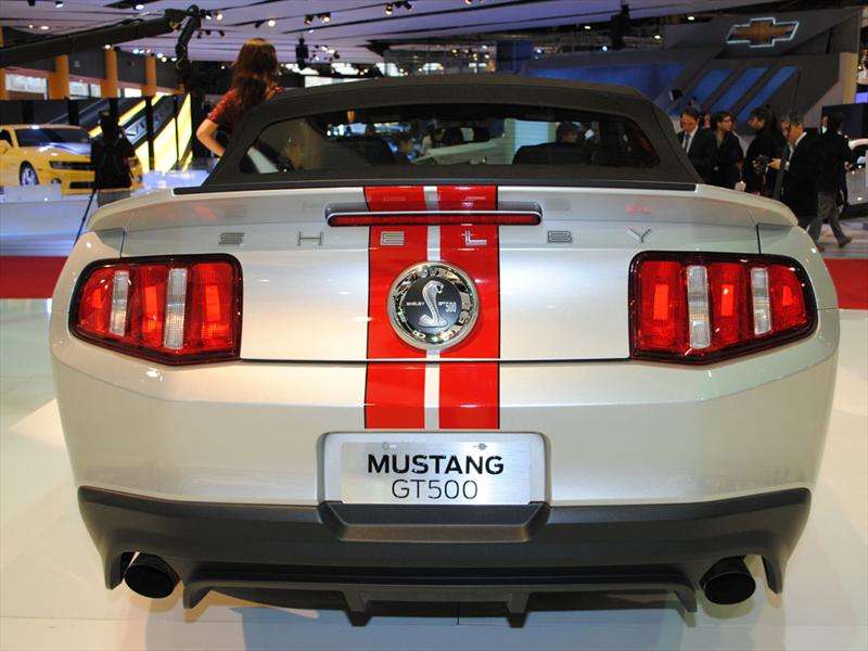 Muscle Cars en el Salpon de Buenos Aires