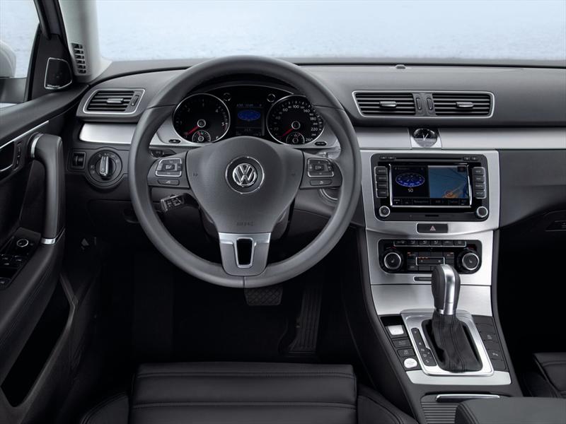 VW Passat en el Salón de BA