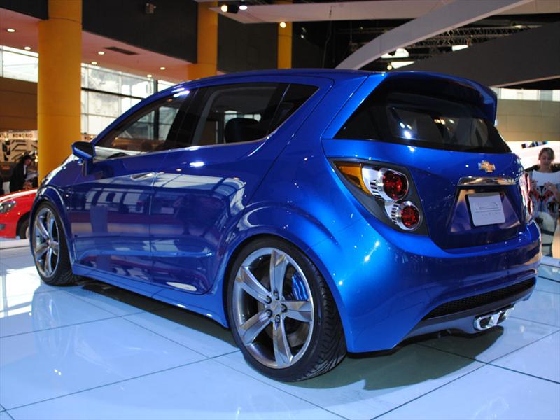 Chevrolet Avero RS