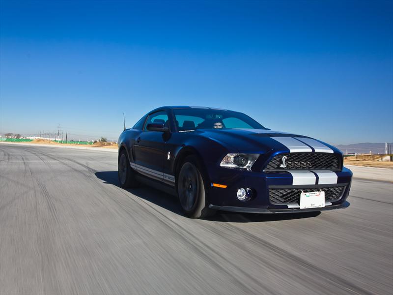 Ford Mustang Shelby GT500 2011