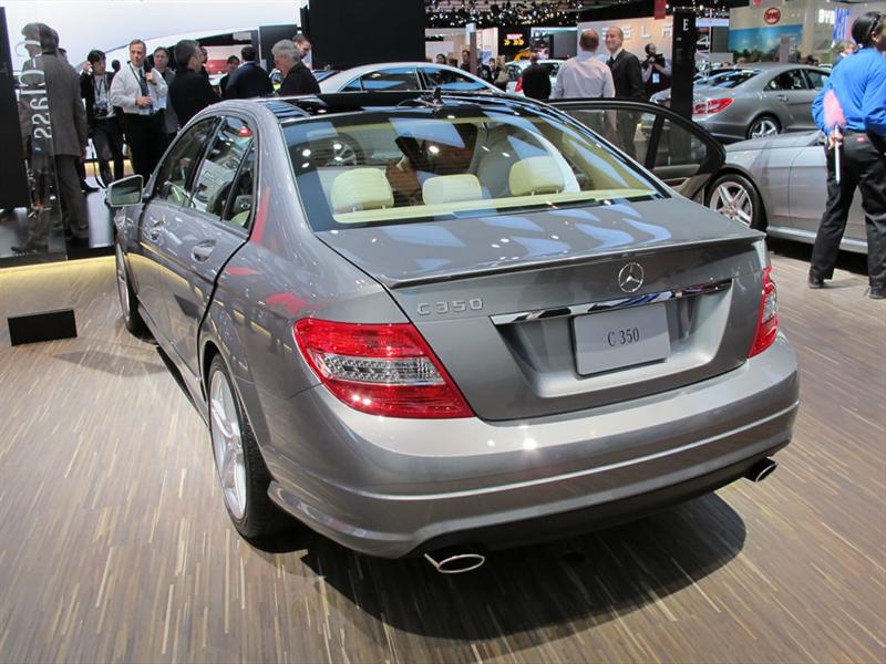 Mercedes Benz Clase C 2012 en Detroit 2011