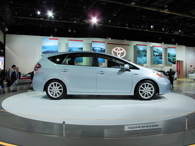 Toyota Prius V en el Salón de Detroit