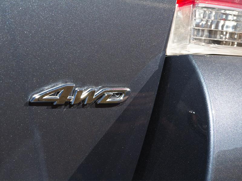 Toyota Highlander Limited 4WD 2011