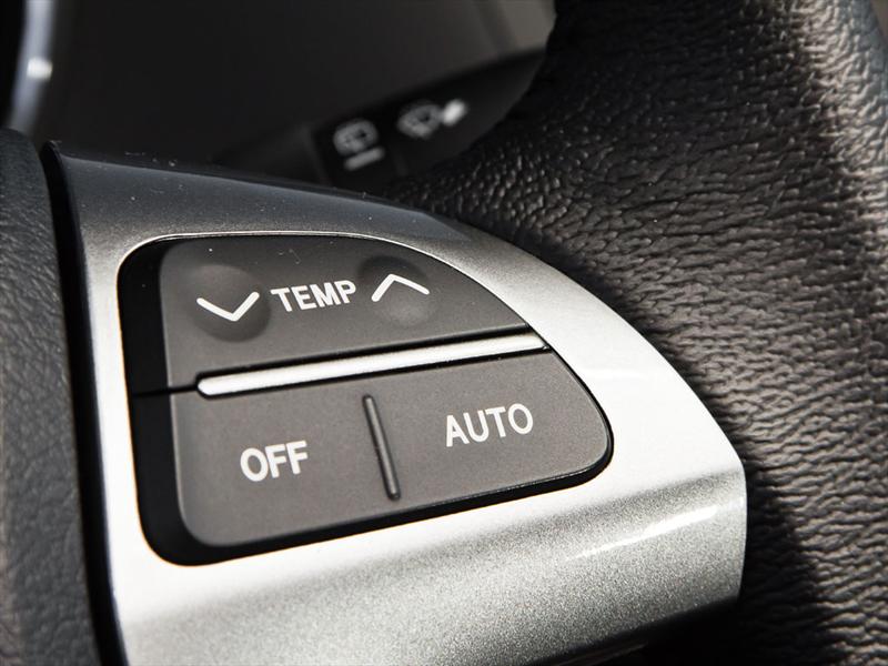 Toyota Highlander Limited 4WD 2011