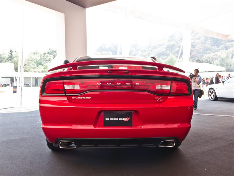 Concurso de Elegancia 2011 Autos Nuevos