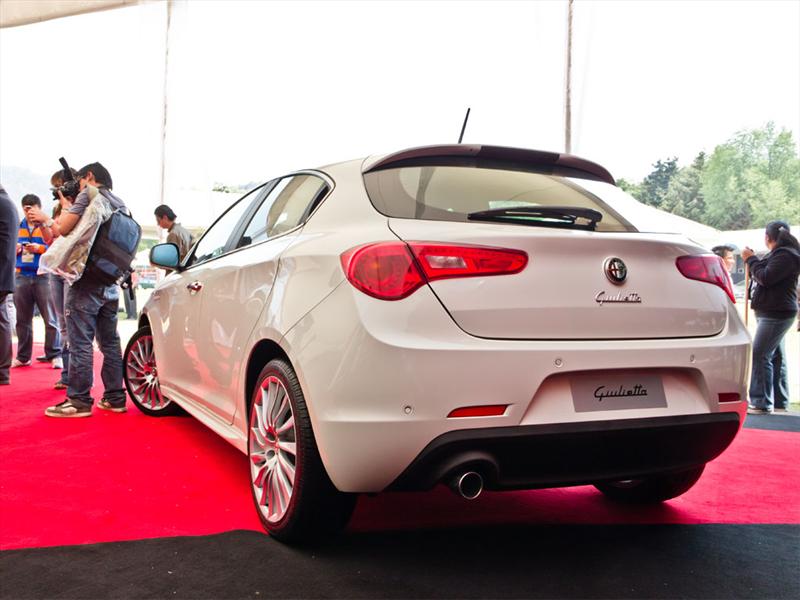 Concurso de Elegancia 2011 Autos Nuevos