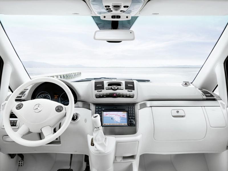 Mercedes-Benz Viano Vision Pearl Concept