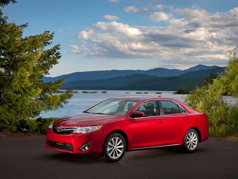 Toyota Camry 2012