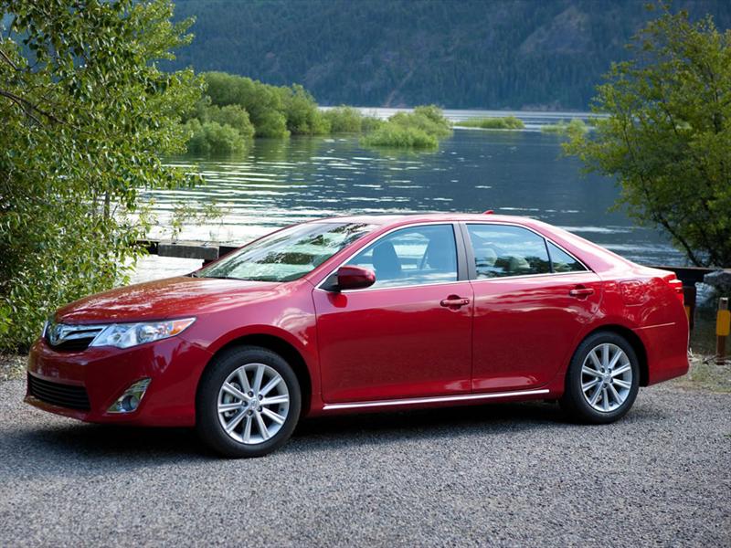 Toyota Camry 2012