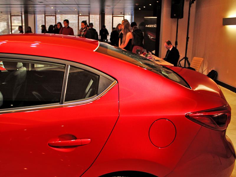 New Mazda3 2014 Lanzamiento en Chile
