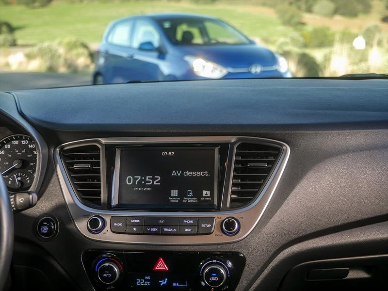 Hyundai Accent 2018 - Hyundai Grand i10 2018