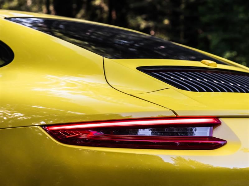 Porsche 911 Carrera T 2018