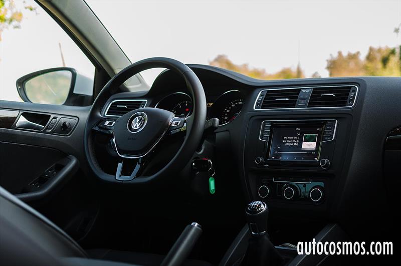 Volkswagen Bora 2017 - Test Drive