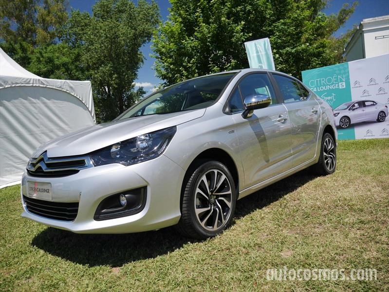 Citroën C4 Lounge S en pista