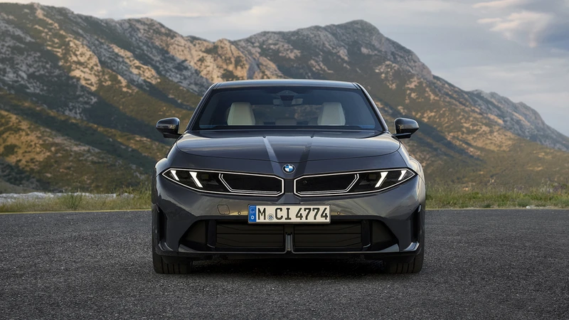 BMW 320 2027