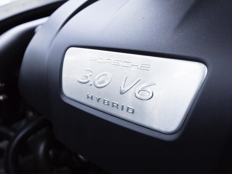 Porsche Panamera S Hybrid 2012