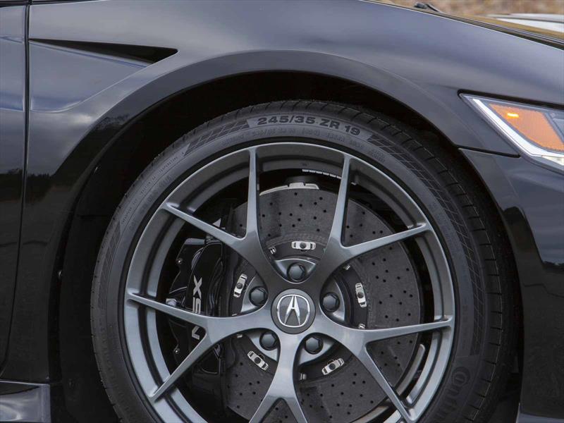 Acura NSX 2016