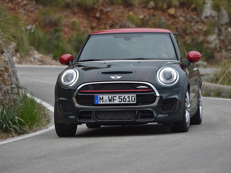 MINI John Cooper Works 2016