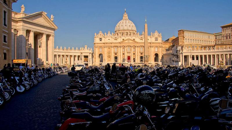 Harley-Davidson en el Vaticano