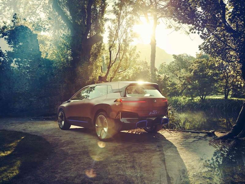 BMW Vision iNext Concept