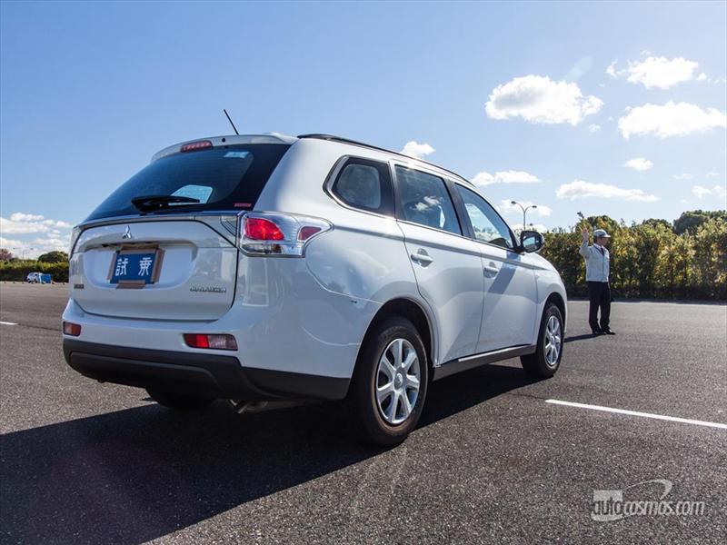 Mitsubishi Outlander 2014